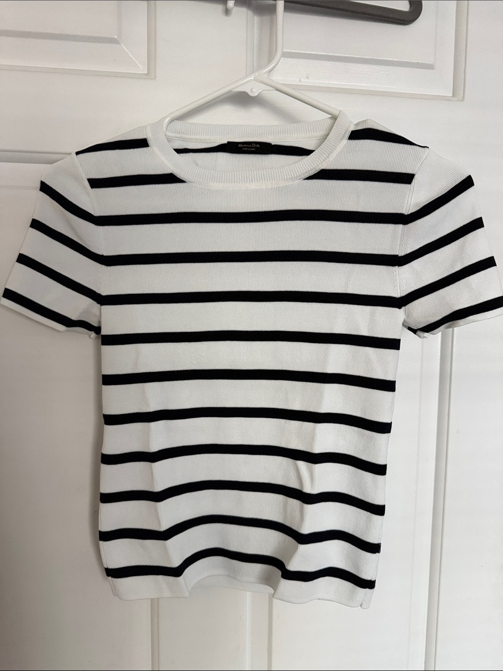 Massimo Dutti Black & White Striped Short Sleeve Crewneck